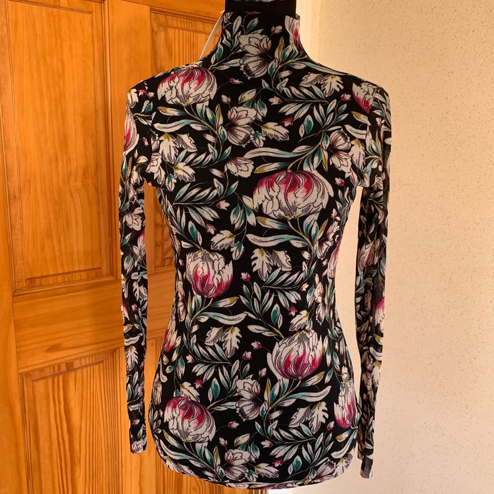 Antropologie high neck top